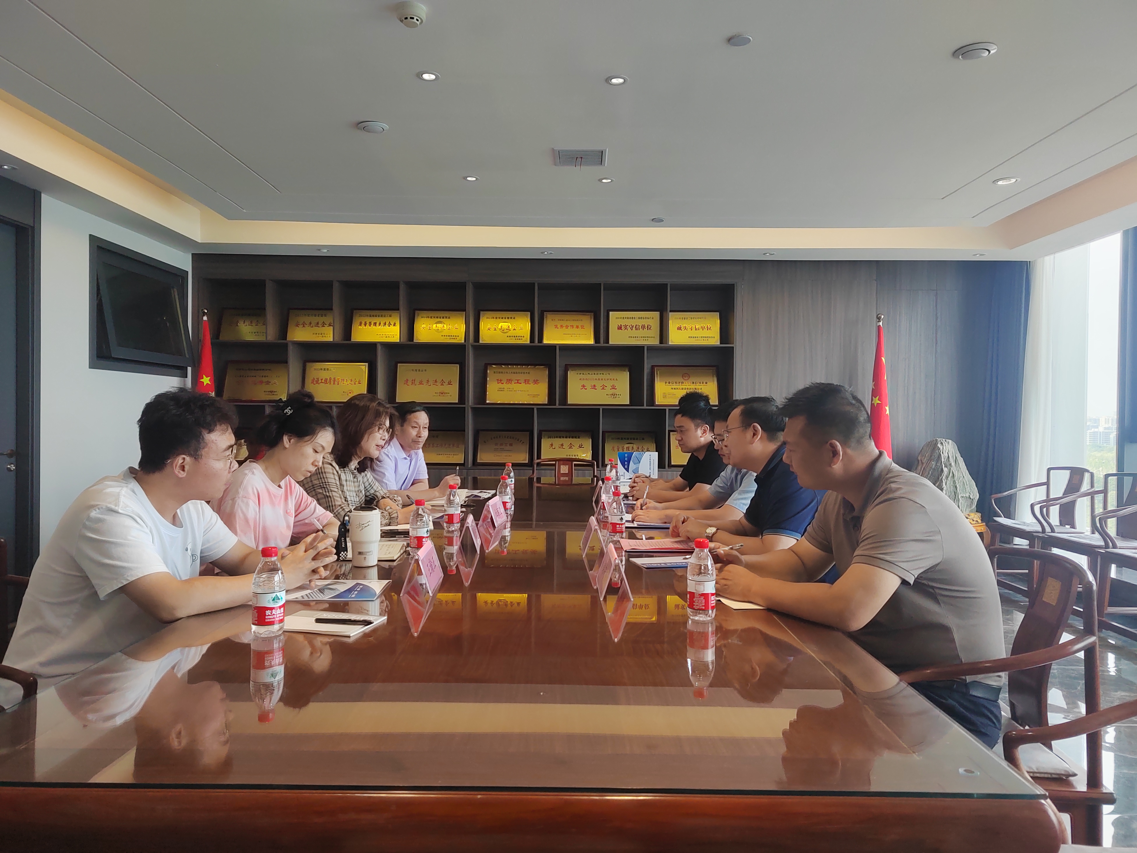 商丘市科协党组书记杜丽亚一行到商丘市土木建筑学会调研(图1)